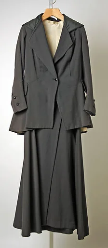 Suit