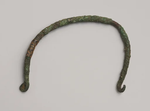 Bail handle from a situla