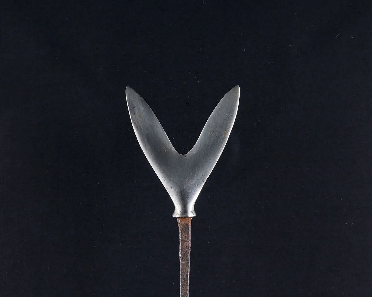 Arrowhead (<i>Yanone</i>) — Unknown