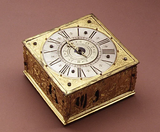 Table clock