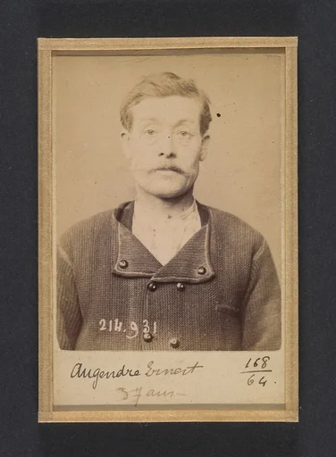 Augendre. Ernest. 37 ans, né à St-Pierre le Moutier (Nièvre). Maçon. Anarchiste. 1/3/94.