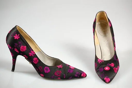 Evening pumps