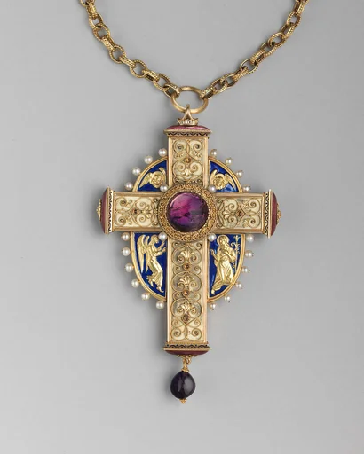 Pectoral cross