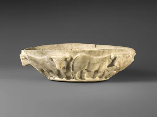 Bowl with procession of bulls