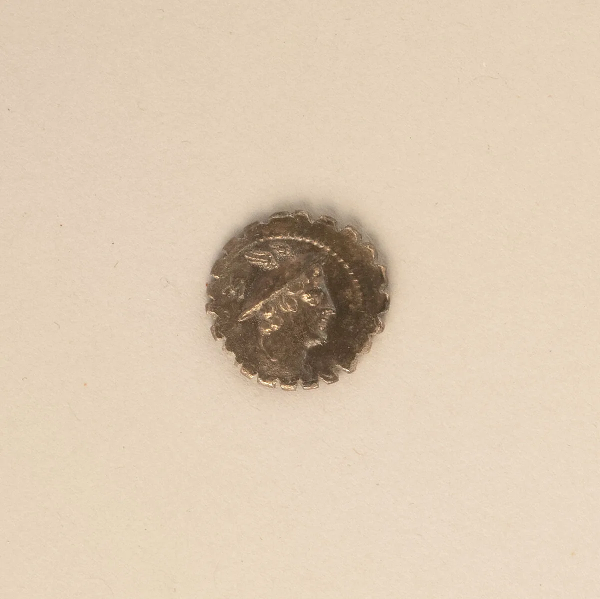 Silver denarius serratus of Mamilius Limetanus — Unknown