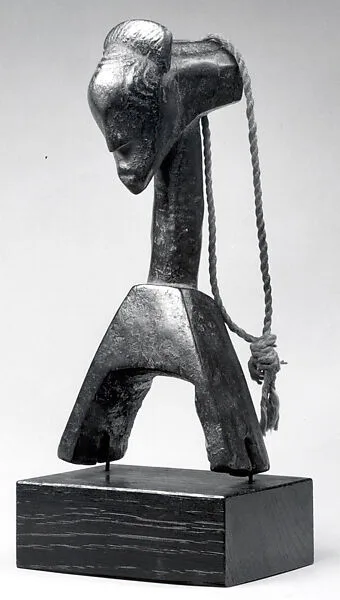 Heddle Pulley with Figure — Unknown