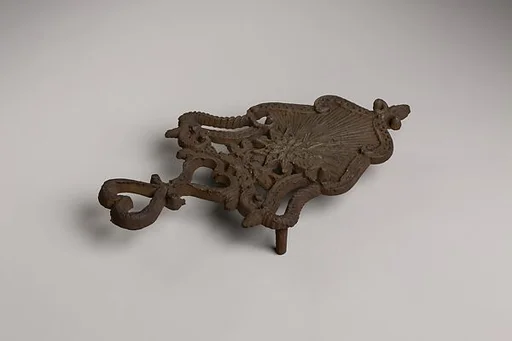 Trivet