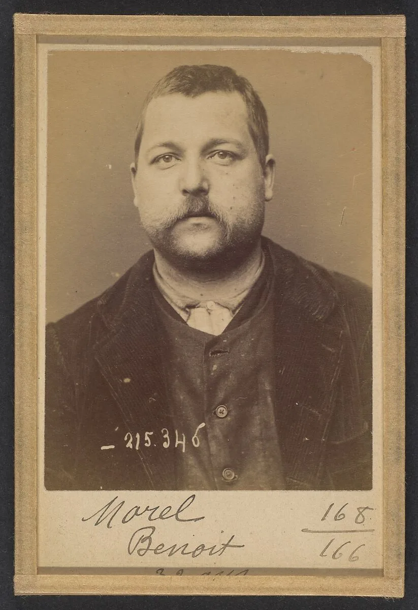 Morel. Benoit. 33 ans, né le 6/11/61 à St Laurent d'Orringt (Rhône). Ébéniste. Anarchiste. 8/3/94. — Alphonse Bertillon