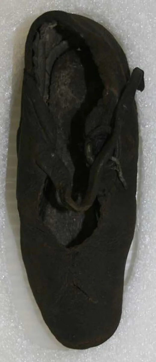 Shoes — Unknown