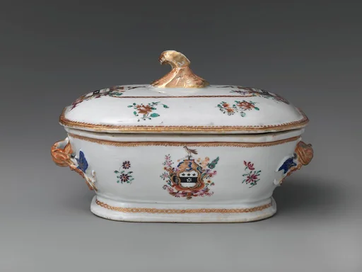 Covered Sauce Tureen