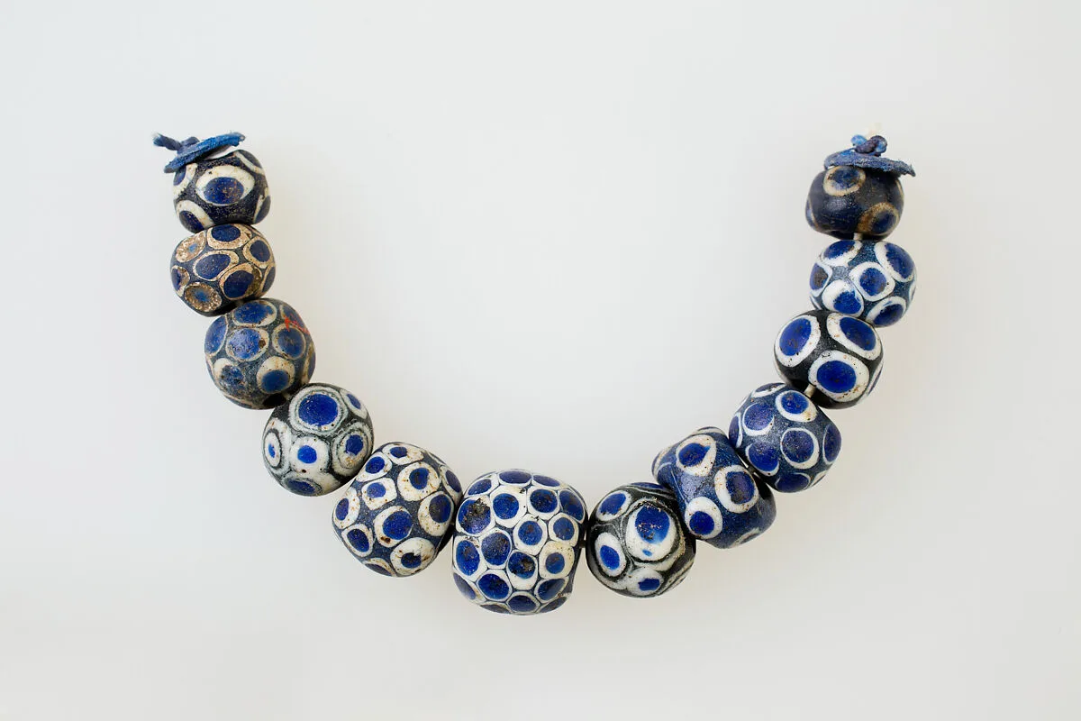 String of 12 Eye Beads — Unknown
