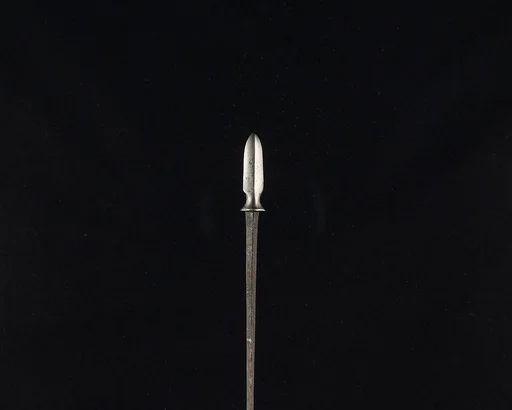 Arrowhead (<i>Yanone</i>)