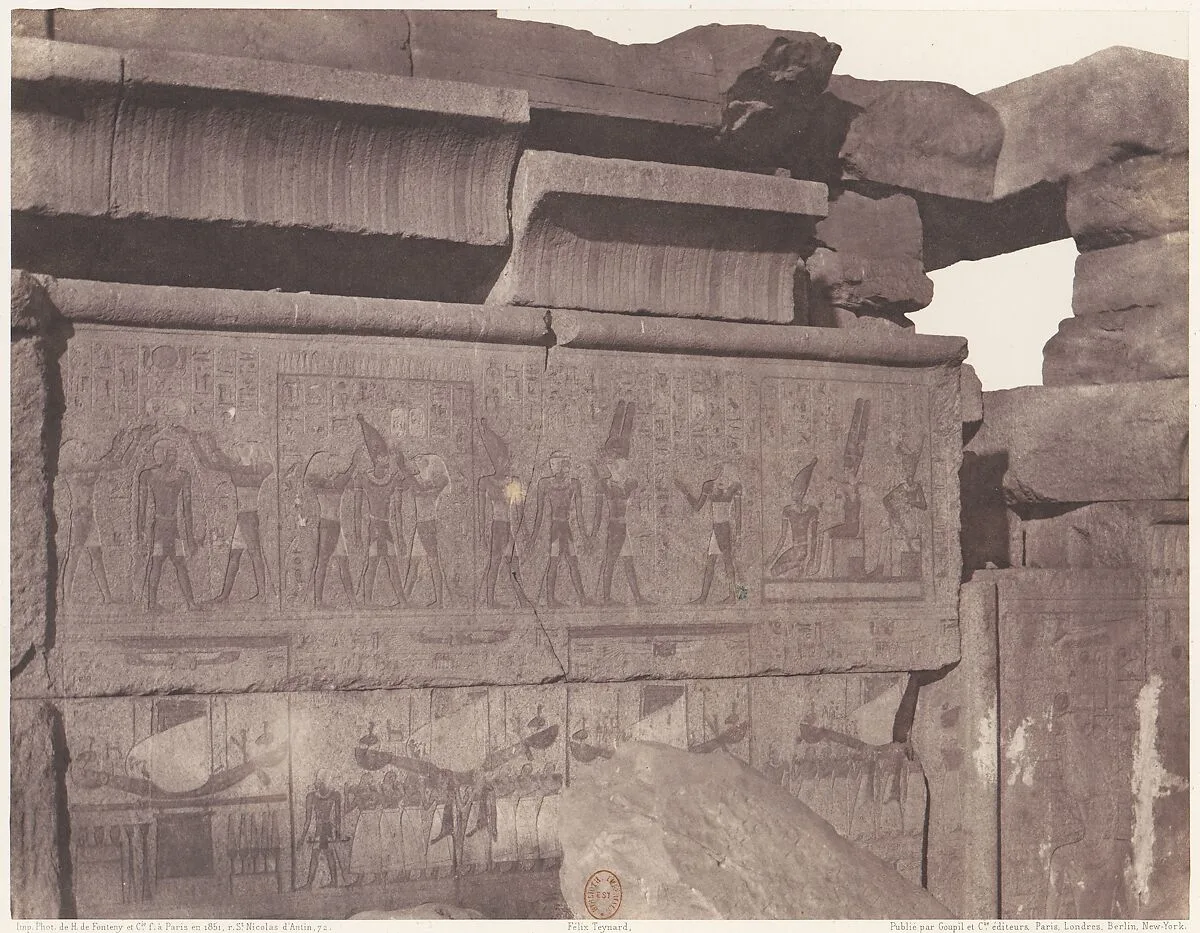 Karnak (Thèbes), Palais - Construction de Granit - Décoration Sculptée et Piente au Point R — Félix Teynard|Imprimerie Photographique de H. de Fonteny et Cie
