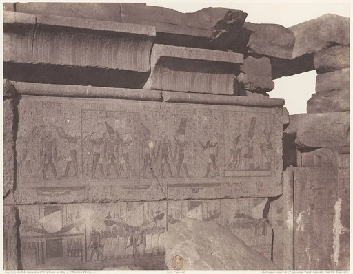 Karnak (Thèbes), Palais - Construction de Granit - Décoration Sculptée et Piente au Point R