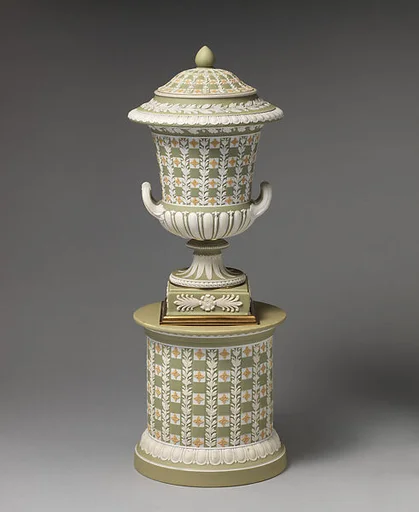 Urn with cover and pedestal (one of a pair)