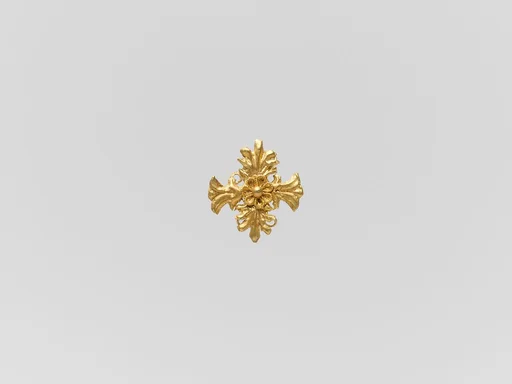 Gold quatrefoil with palmettes and rosette