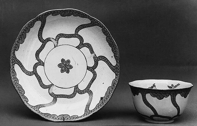 Cup and saucer — Ludwigsburg Porcelain Manufactory