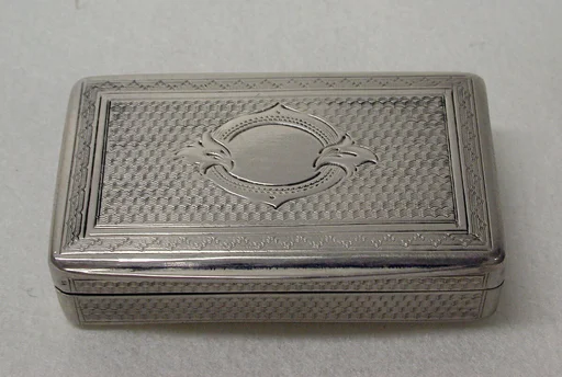 Snuffbox