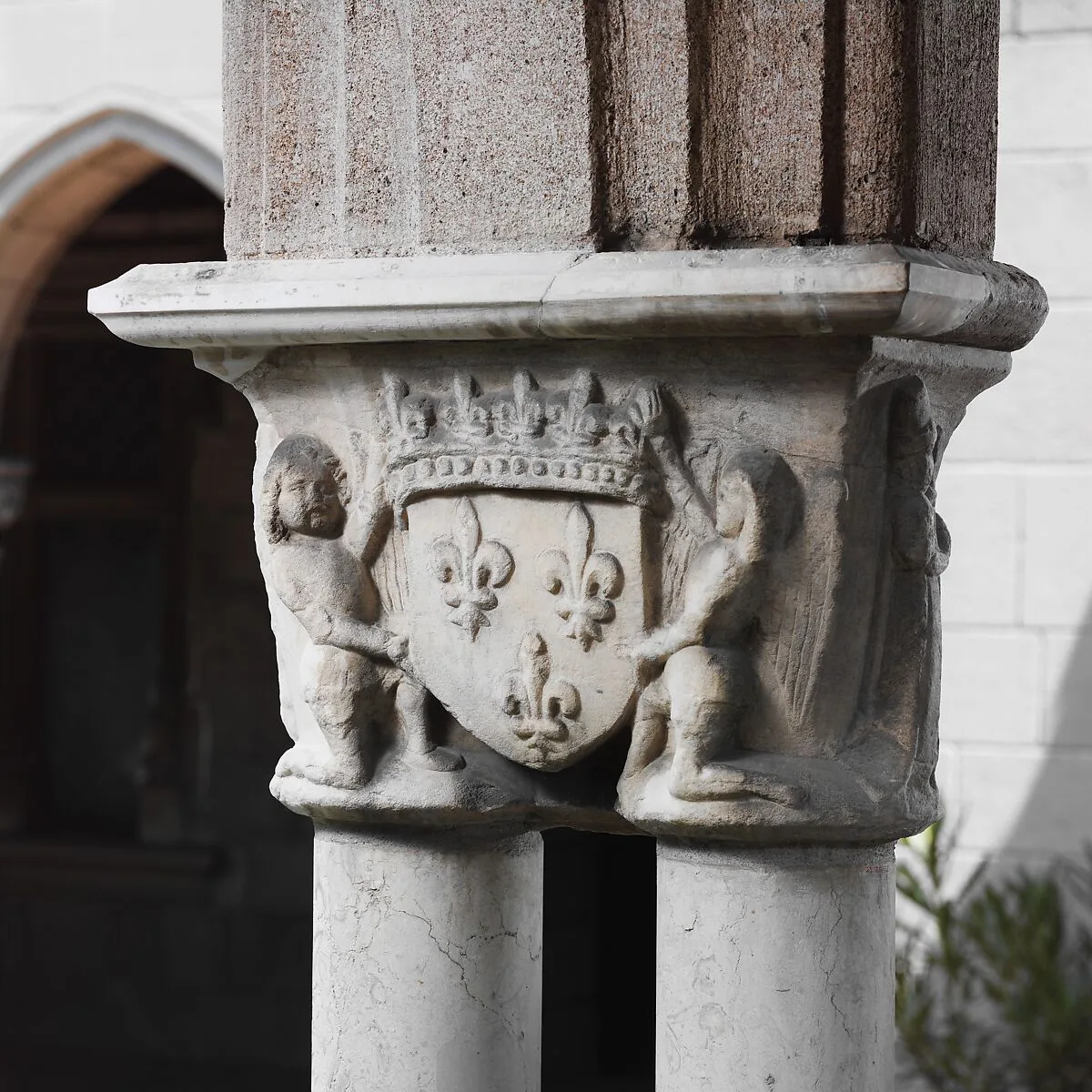 Double Capital — Unknown