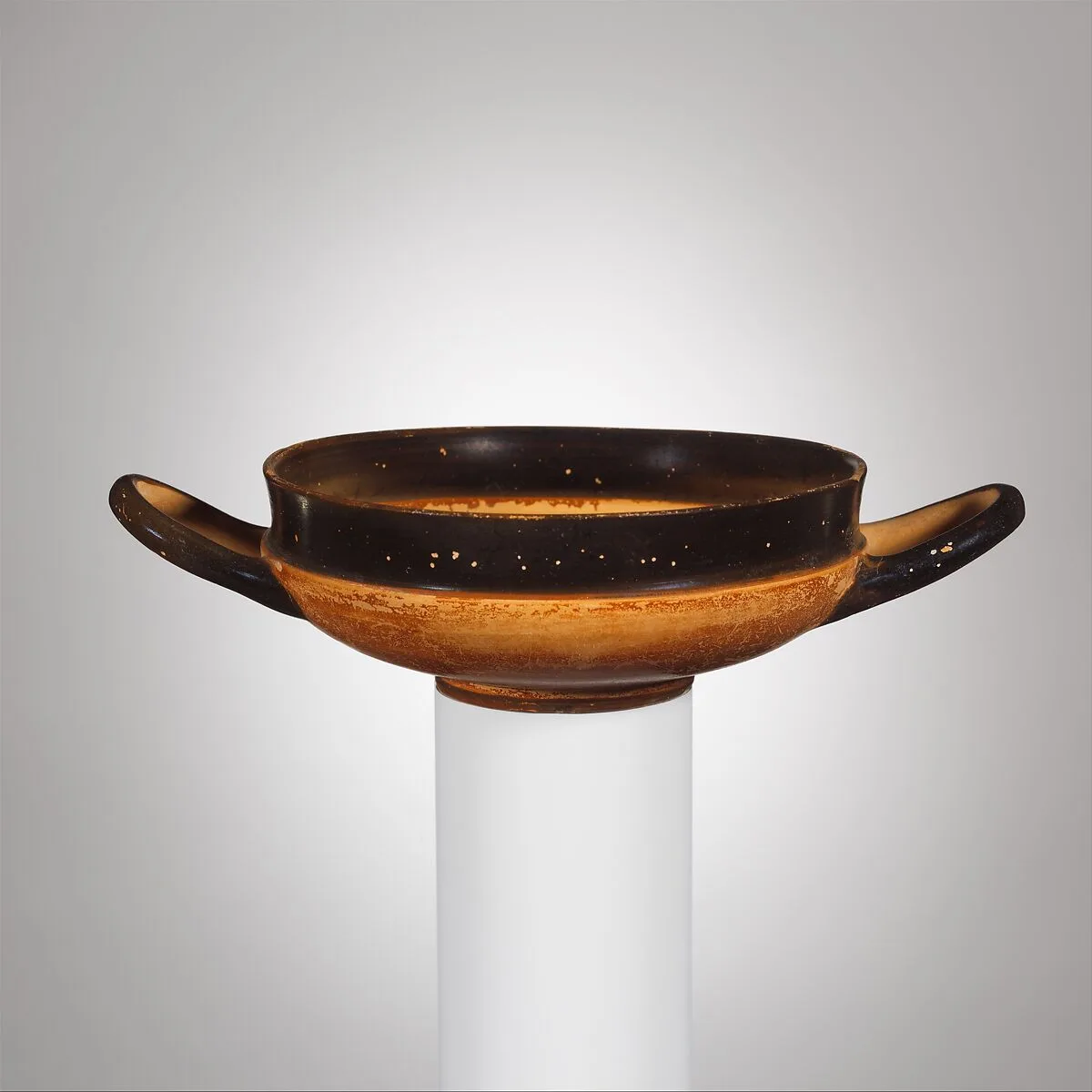 Terracotta stemless kylix (drinking cup) — Unknown