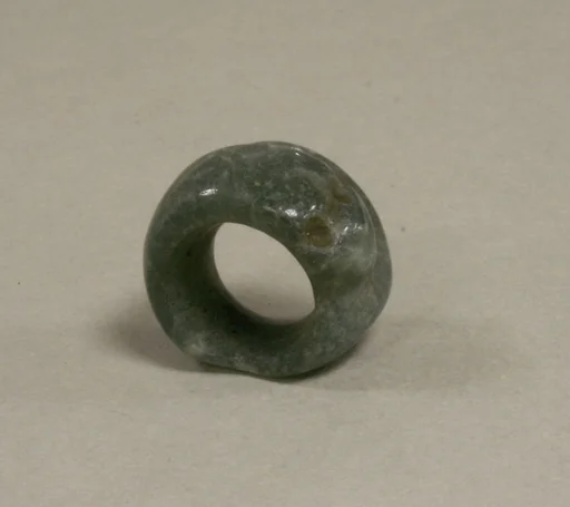 Finger Ring