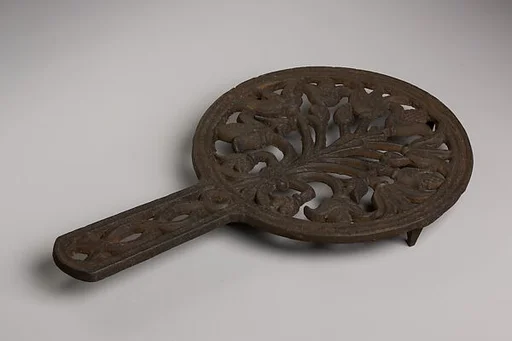Trivet