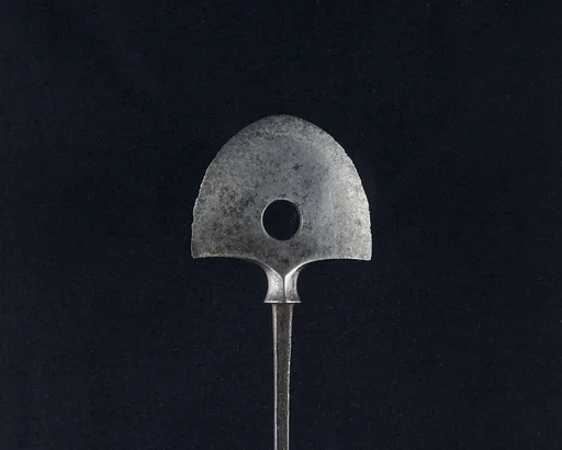 Arrowhead (<i>Yanone</i>)