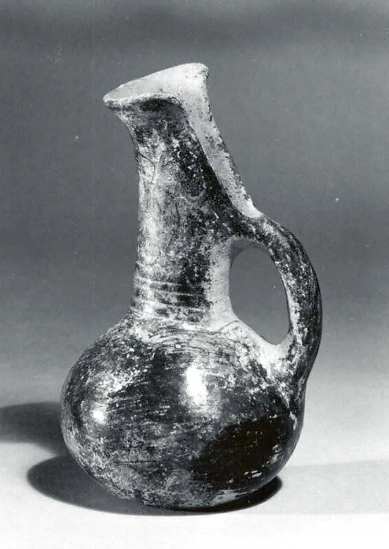 Spouted jug — Unknown