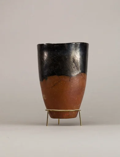 Black-topped Red Ware Beaker