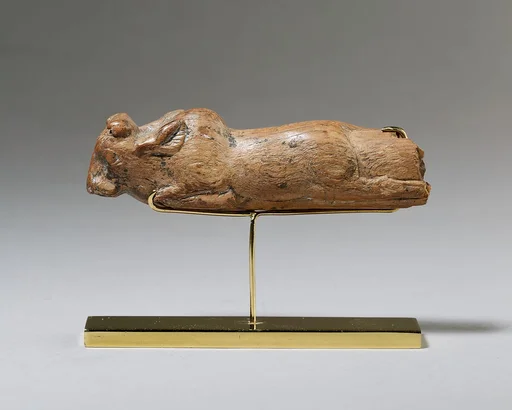 Knife handle (?); Humped bull