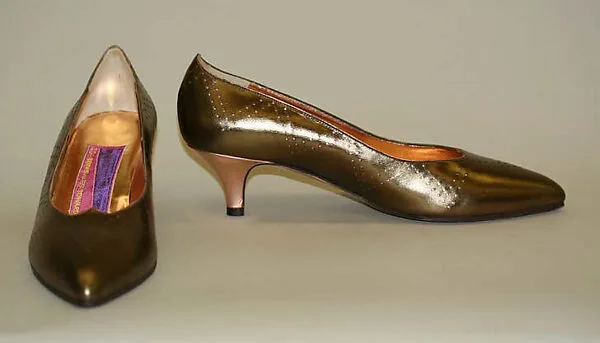 Pumps — Susan Bennis/Warren Edwards