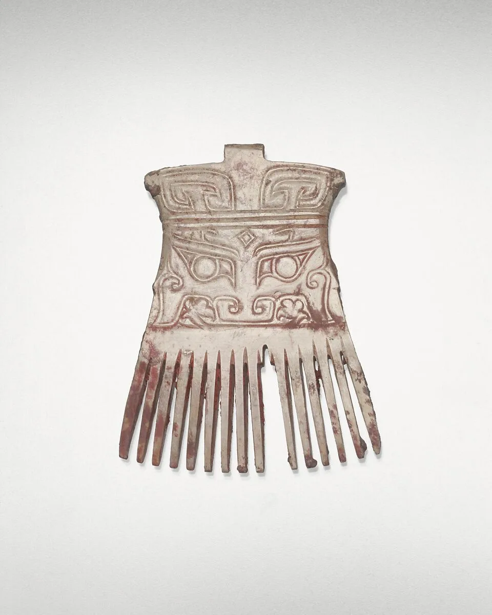 商 玉梳|Comb — Unknown