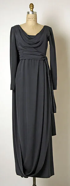 Evening dress — Yves Saint Laurent|Yves Saint Laurent