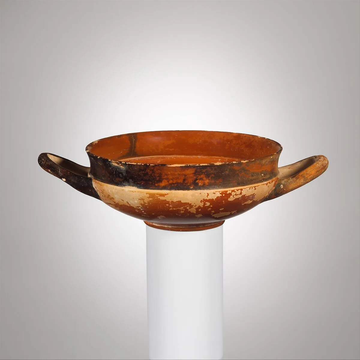 Terracotta stemless kylix (drinking cup) — Unknown