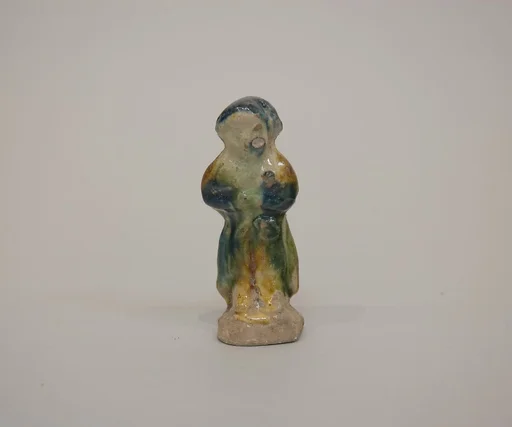 唐  三彩陶男立俑|Minature standing figure