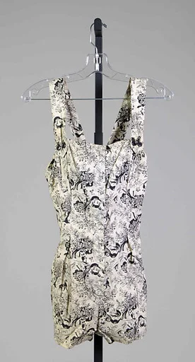 Bathing suit