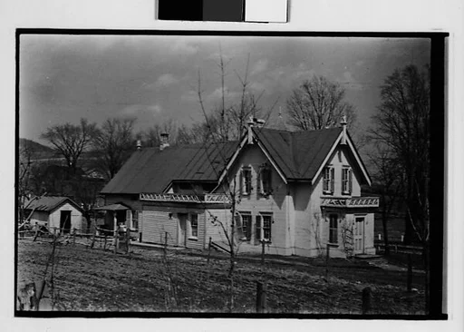 [Three 35mm Film Frames: Folk Victorian Cottage]