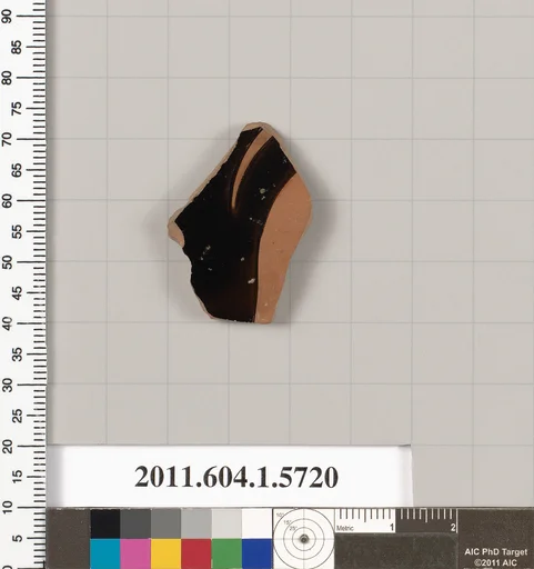 Terracotta fragment of a kylix: eye-cup (drinking cup)