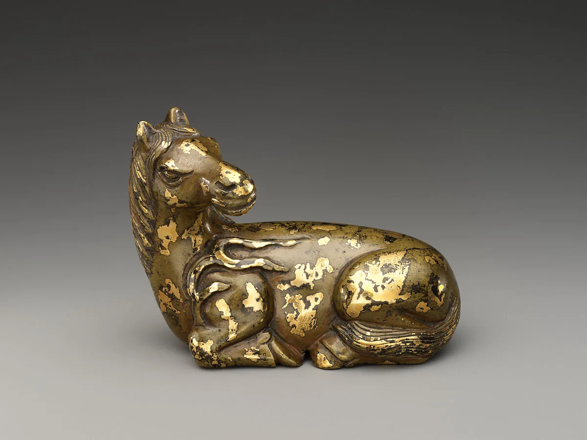 晚明 銅灑金馬形紙鎮|Paperweight in the form of a horse — Unknown