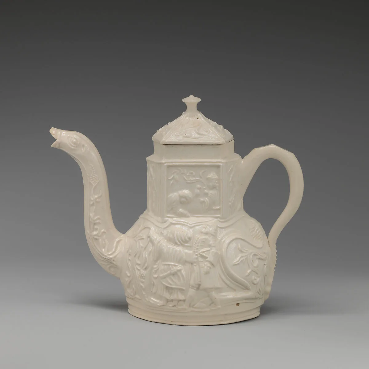 Teapot in the form of a camel — Unknown