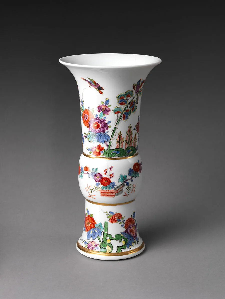 Vase with flowers and birds (one of a pair) — Meissen Manufactory