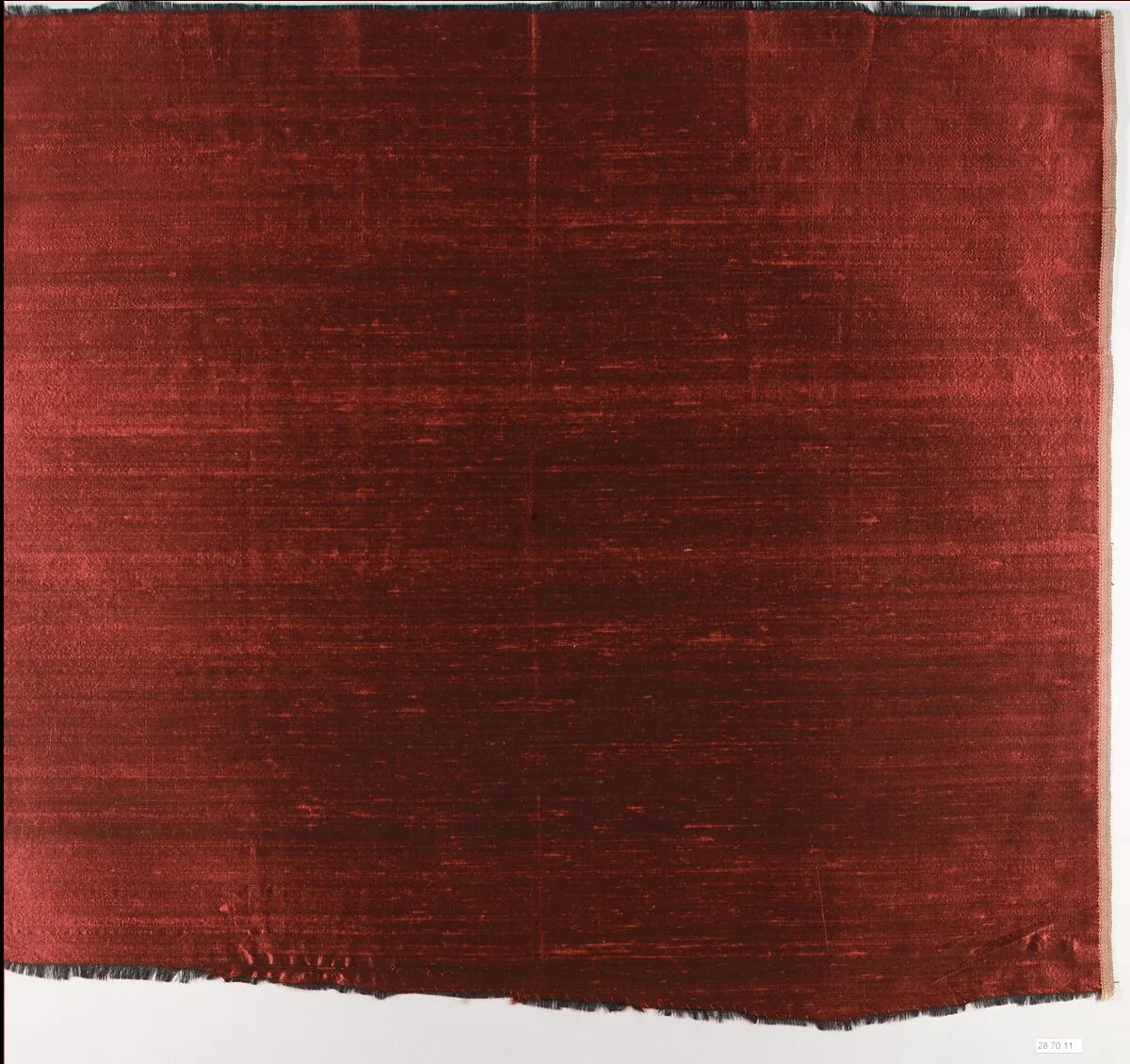 Changeable-color textile — Cheney Brothers|Associated Artists