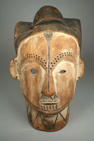 Helmet Mask (Ngontang) — Unknown