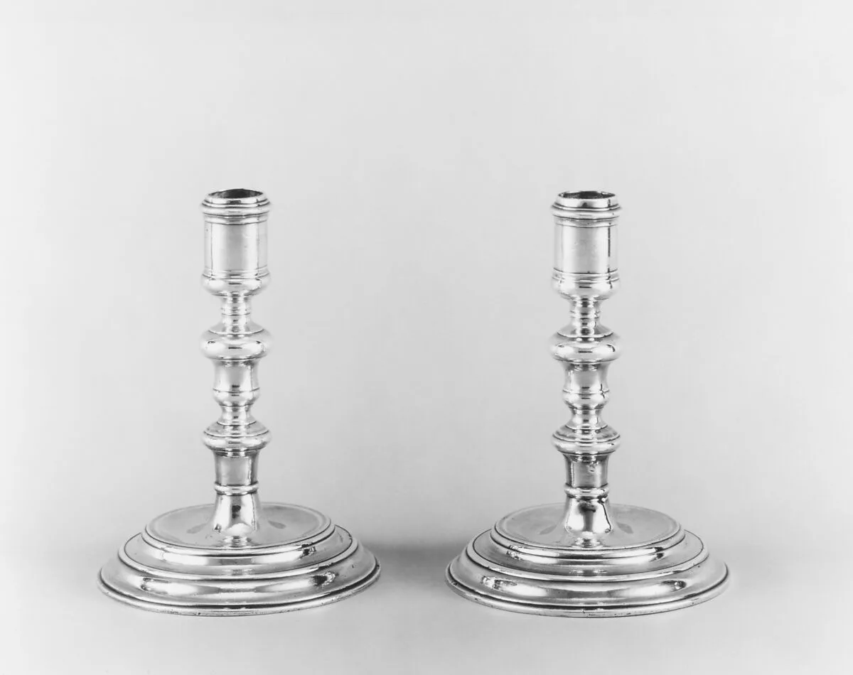 Pair of candlesticks — Unknown