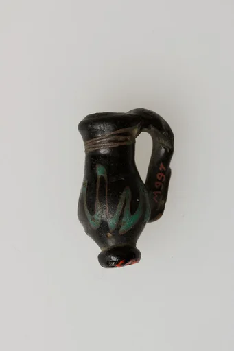 Pendant, vase