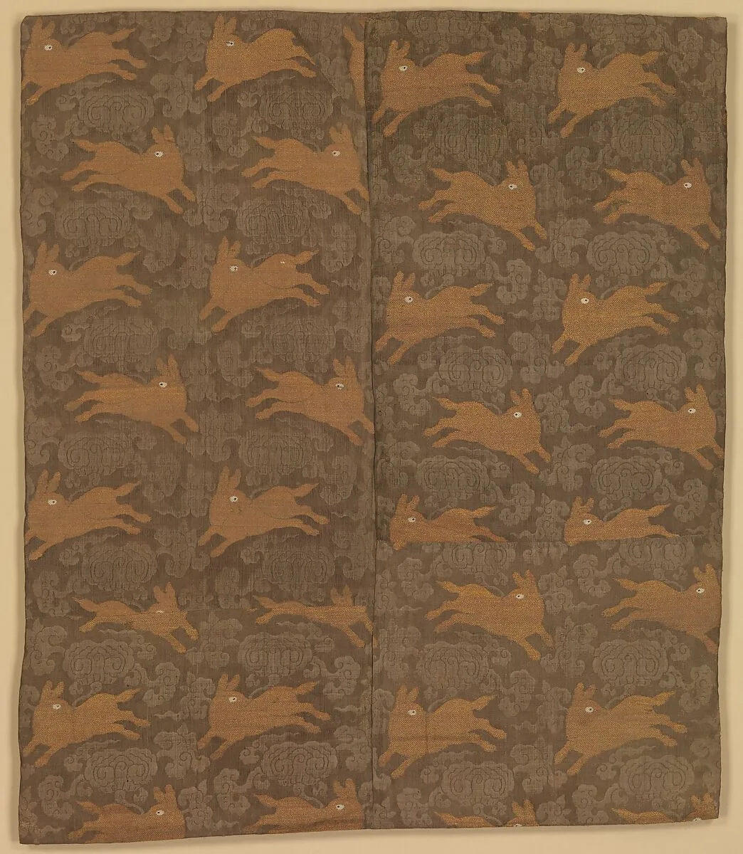 明晚期 雲兔紋錦|Panel with Rabbits amid Clouds — Unknown