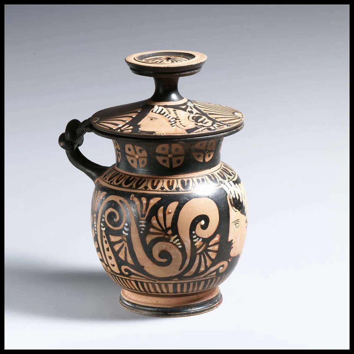 Terracotta mug with lid — Painter of Vienna 113