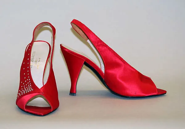 Pumps — House of Charles Jourdan