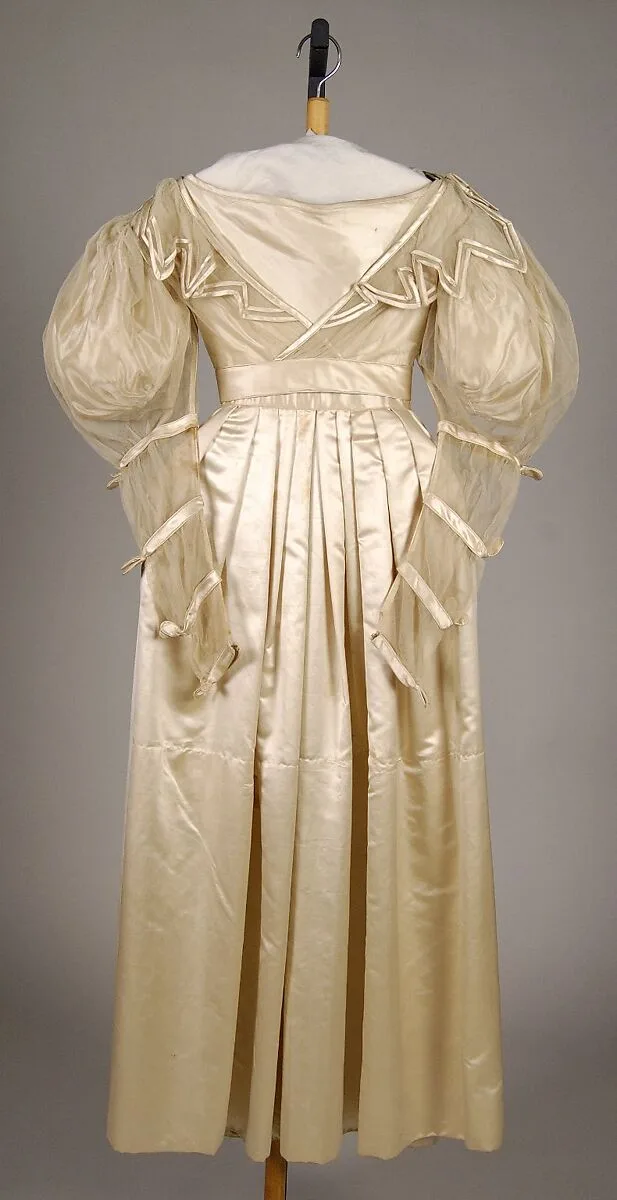 Wedding Dress — Unknown