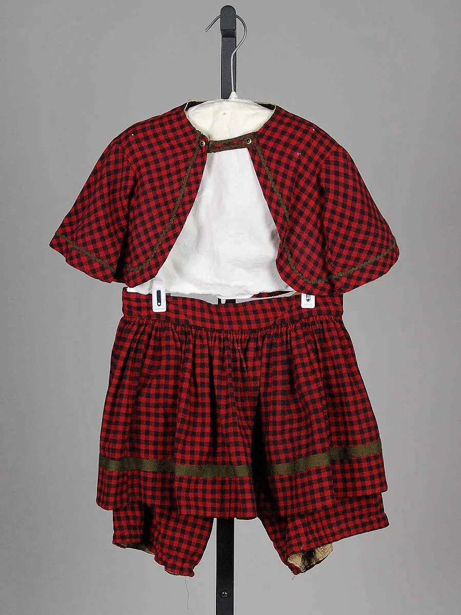 Suit — Unknown